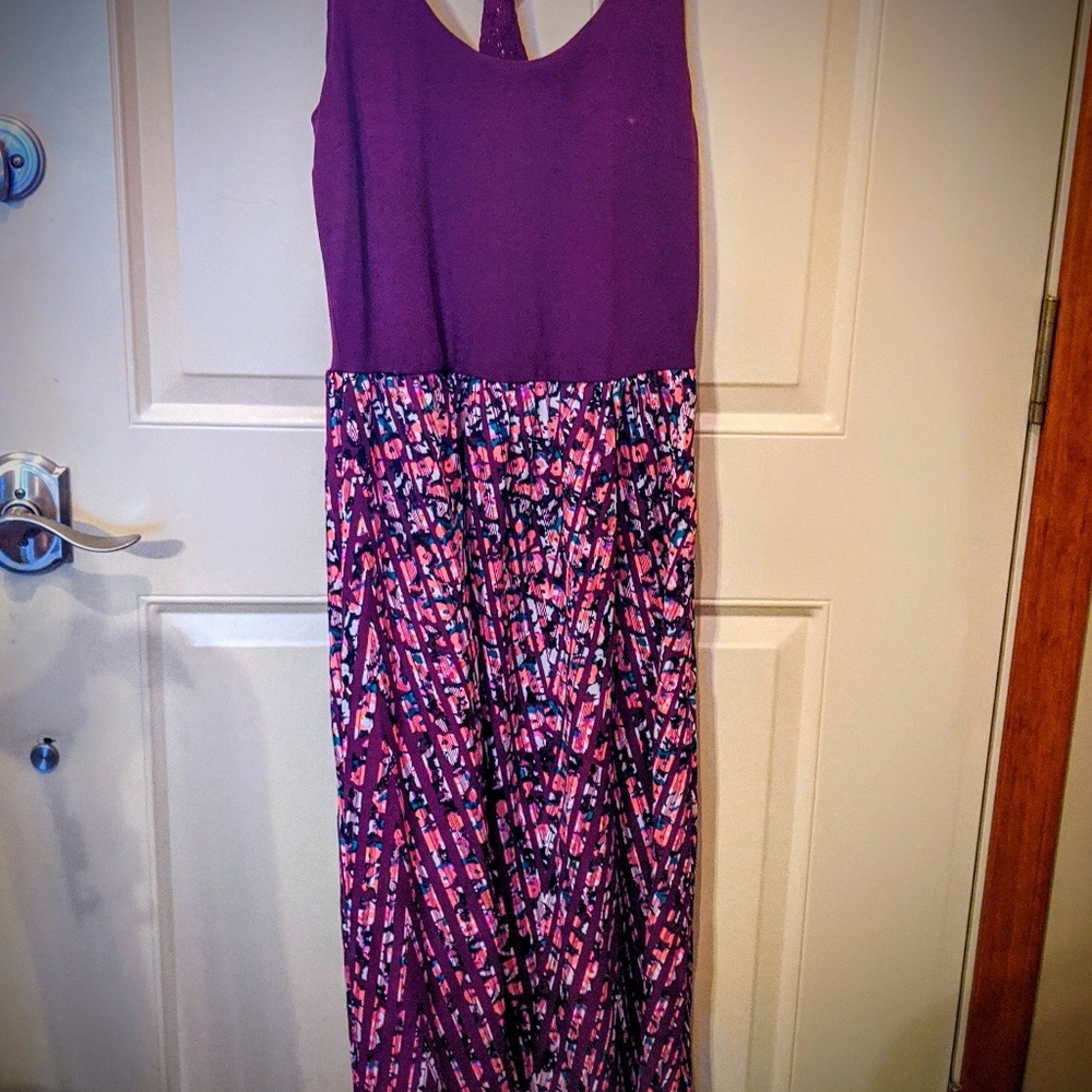 Love fire brand size medium maxi dress